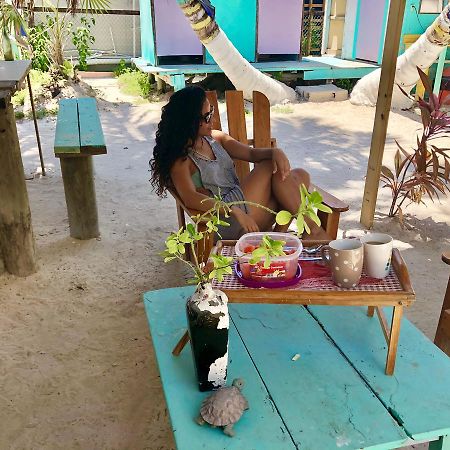 Tropical Oasis Hostel Caye Corker Luaran gambar